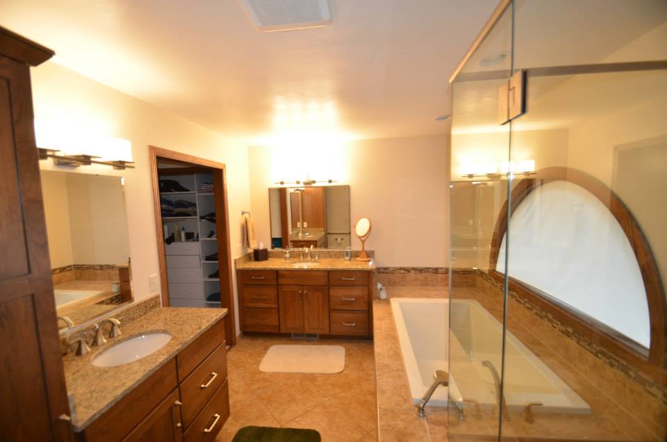 Beckman builder bathroom-3