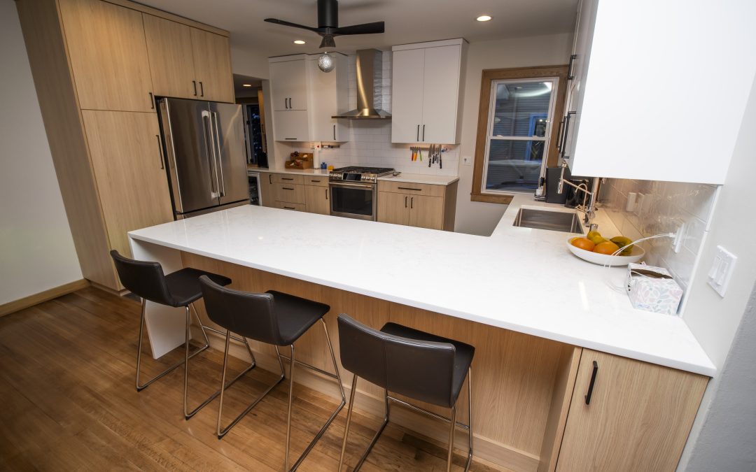 Designing a Functional & Stylish Small Kitchen in Western Springs